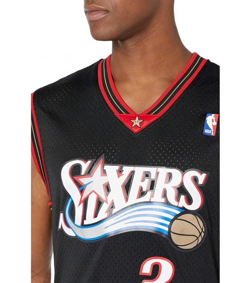 Camiseta Hombre Mitchell & Ness Allen Iverson 3 Negro/Blanco SMJYGS18201-P76BLCK00AIV | Ropa baloncesto Mitchell & Ness | sc...