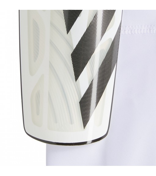 Adidas Tiro Shin Guard IQ4040 | ADIDAS PERFORMANCE Football shin guards | scorer.es