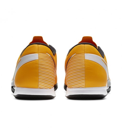 Nike Mercurial Vapor 13 Academy IC Orange Indoor Football Boots AT7993-801 | Football boots | scorer.es