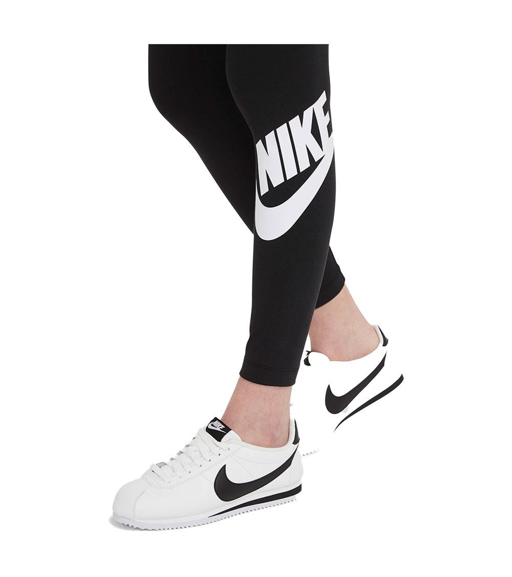 Nike Woman´s Leggins Sportswear Essential Black CZ8528-010 - Scorer.es
